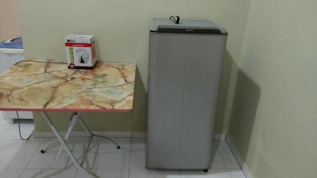 Homestay Mimie Gemas Exterior foto